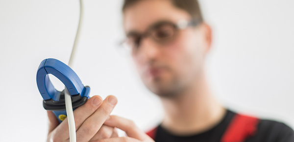 Elektro-Check bei Elektro Haubner GmbH in Roth