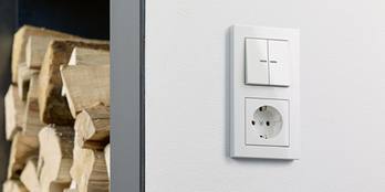 JUNG KNX Taster F 10 bei Elektro Haubner GmbH in Roth
