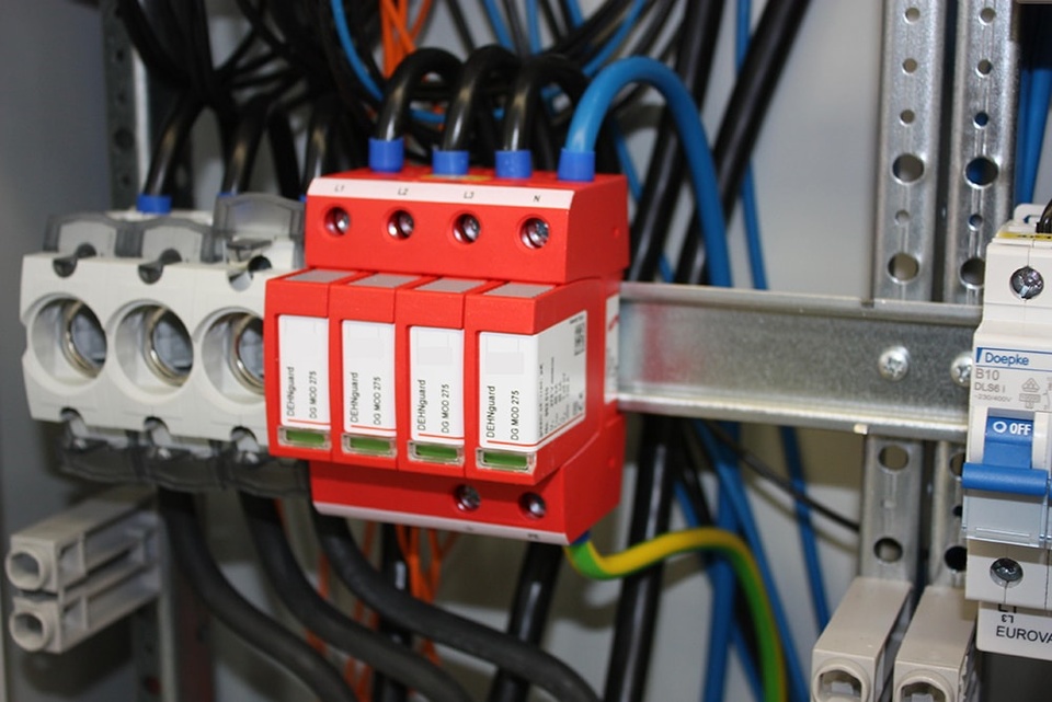 U berspannungsschutz bei Elektro Haubner GmbH in Roth